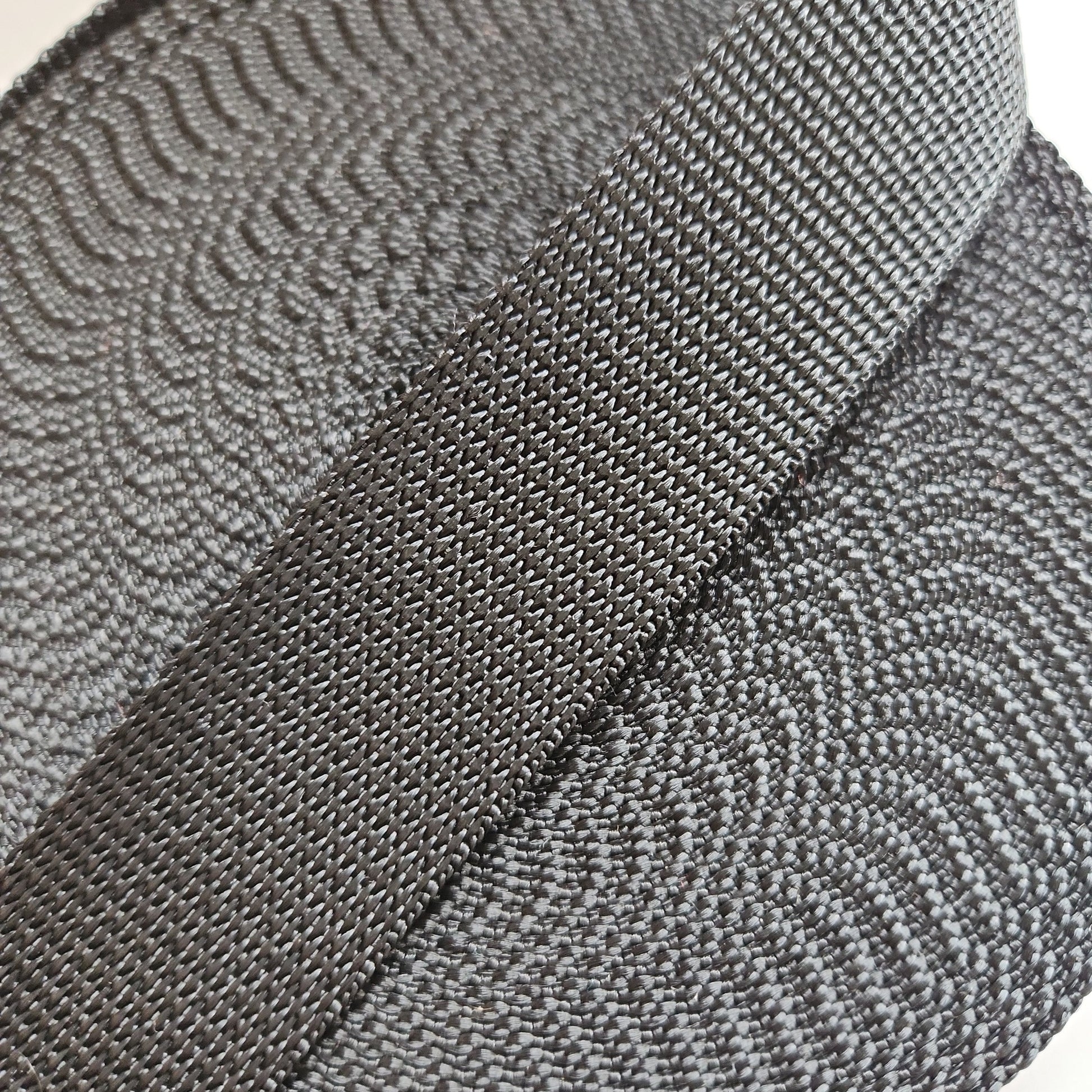 32 mm (1,25") polybånd i ensfargede farger