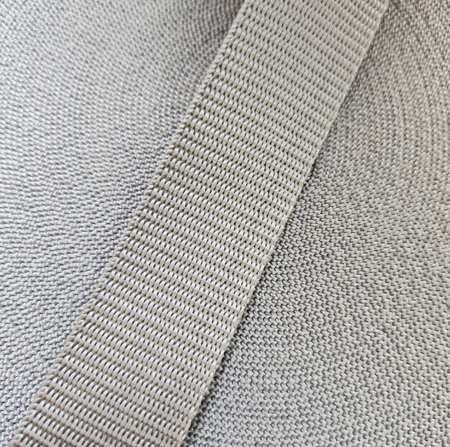 32 mm (1,25") polybånd i ensfargede farger